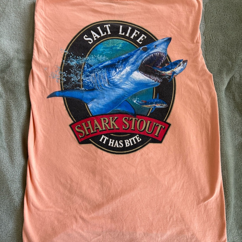 🎁Salt Life Shark Stout Tee - Peach